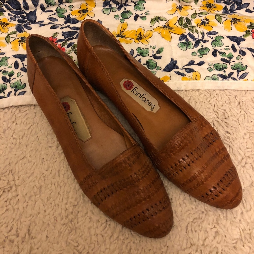 Vintage leather flats